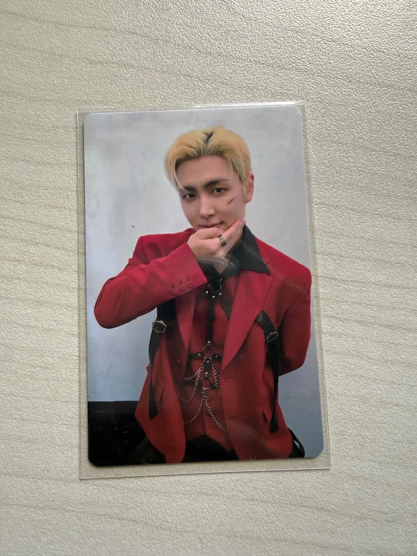 2025 SF9 LIVE FANTASY #5 LOVE DAWN RANDOM TRADING PHOTO CARD SET