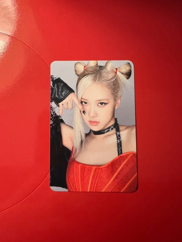 BORN PINK BLACKPINK PHOTO CARD + TOP LOADER KIT
