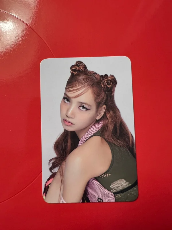 BORN PINK BLACKPINK PHOTO CARD + TOP LOADER KIT