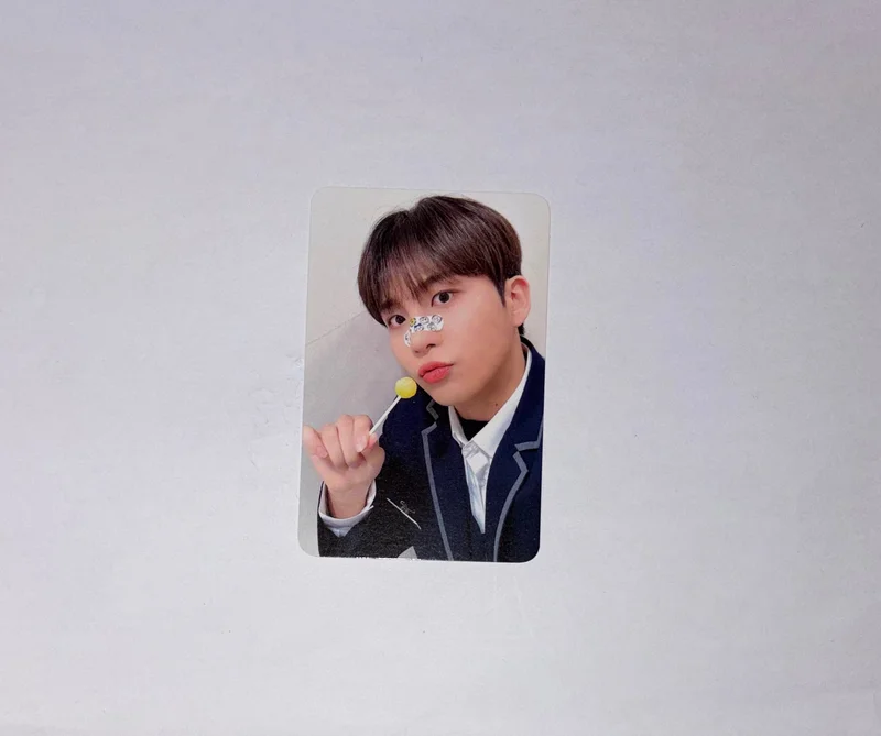 THE WORLD EP.FIN : WILL Hellolive shop