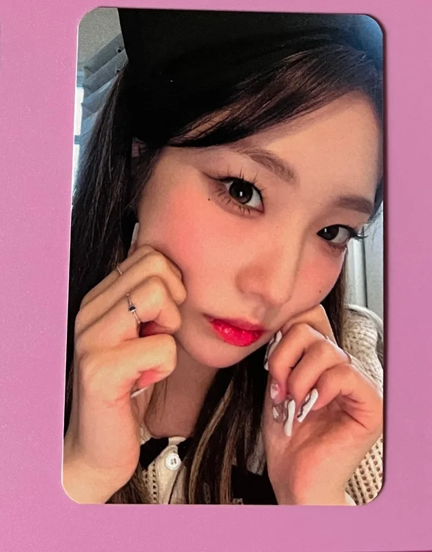 Loossemble EVERLINE YEOJIN