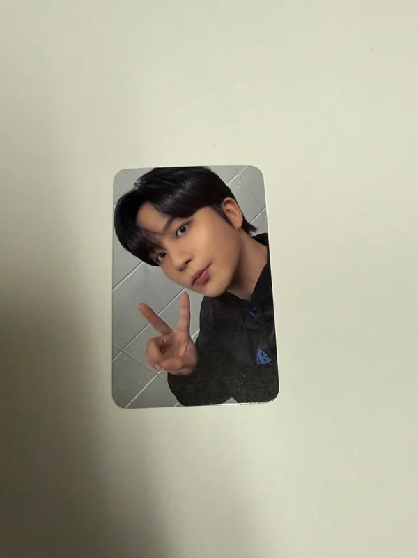 ATEEZ X Wonderwall Edition