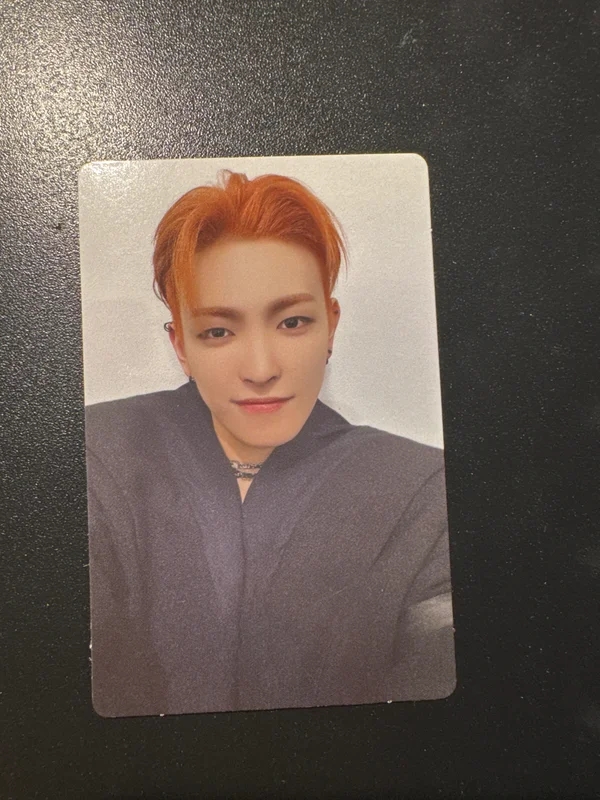 GOLDEN HOUR : Part.1 hello82