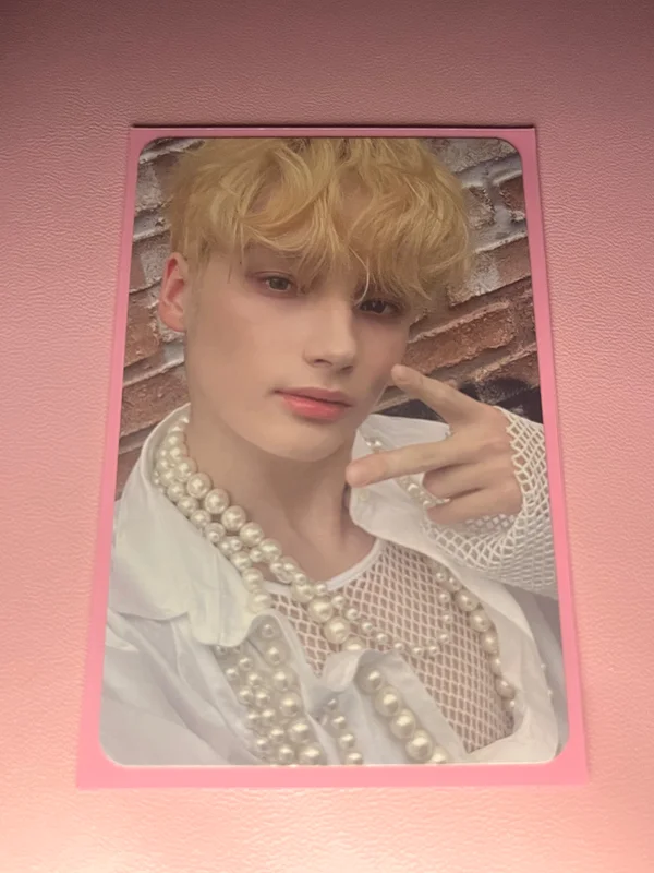 HUENING KAI - The Name Chapter: FREEFALL CLARITY ver.