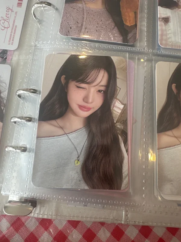 IVE WORLD TOUR [SHOW WHAT I AM] RANDOM PHOTOCARD PACK