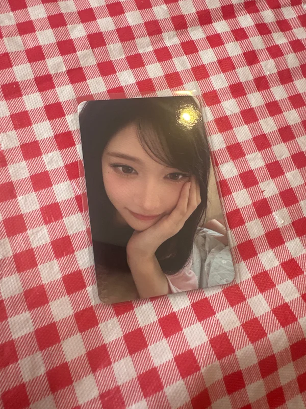 IVE WORLD TOUR [SHOW WHAT I AM] RANDOM PHOTOCARD PACK