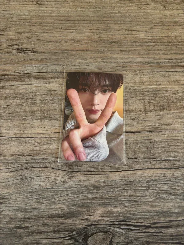 NEVER SAY NEVER DIGIPACK Ver. MAKESTAR LUCKY DRAW