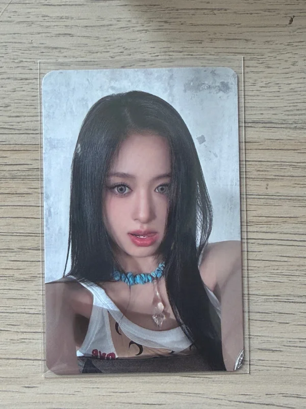 DRIP POP-UP STORE TRADING PHOTOCARD Ahyeon