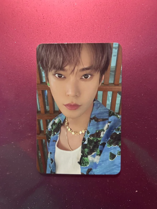 2 Baddies Photobook Ver. US ver.