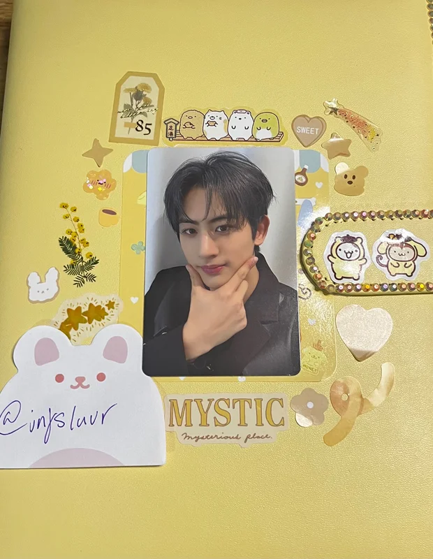 YOUNITE 1ST CONCERT [YOUNIVERSE : CONNECTED] YOUNIVERSE PHOTOCARD SET