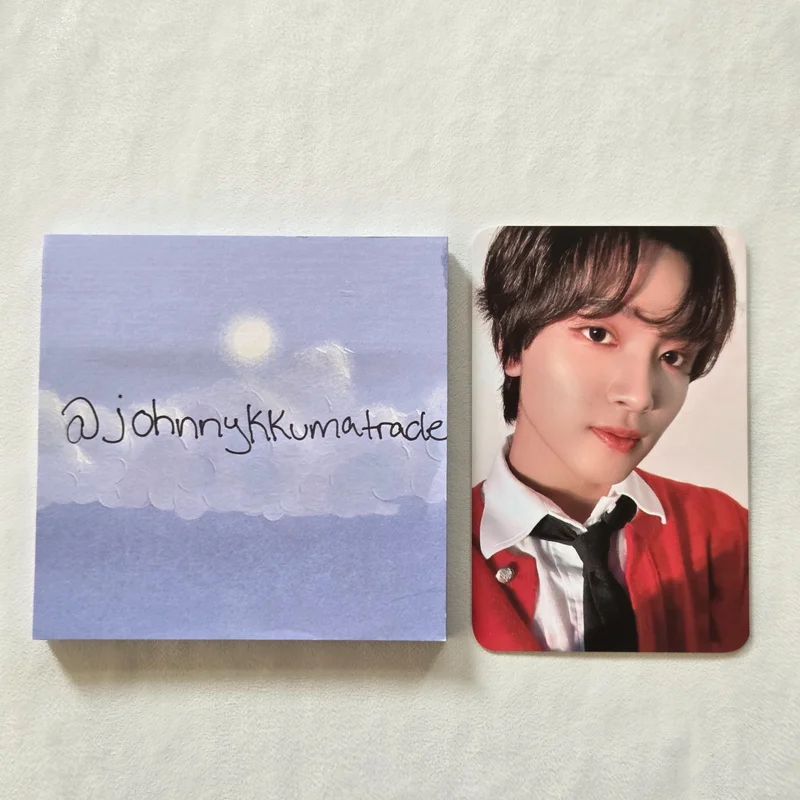 ISTJ DREAM Agit ACRYLIC STAND KEY RING