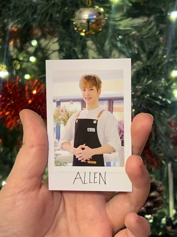 2021 SEASON'S GREETINGS : CAFE CRAVITY