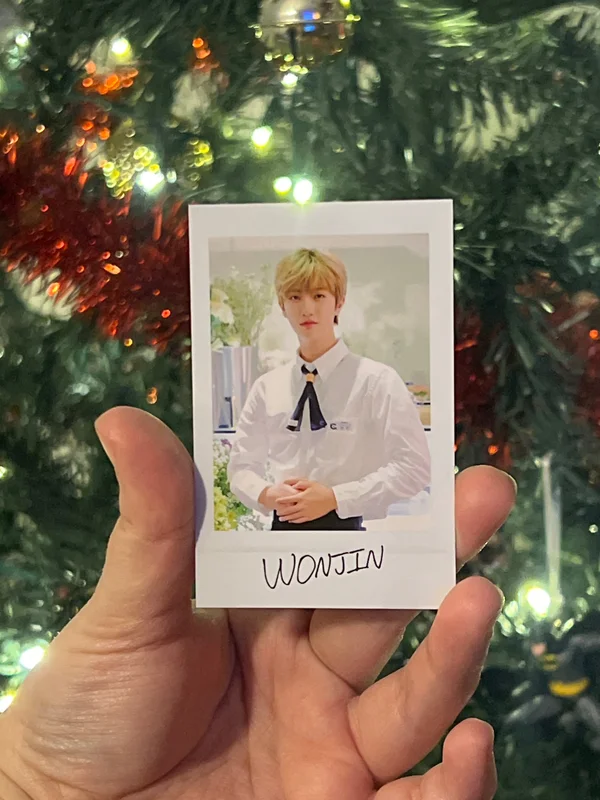 2021 SEASON'S GREETINGS : CAFE CRAVITY