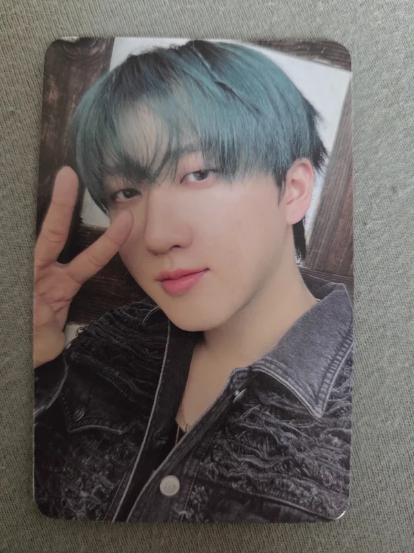 HOP (ACCORDION VER.) CHANGBIN
