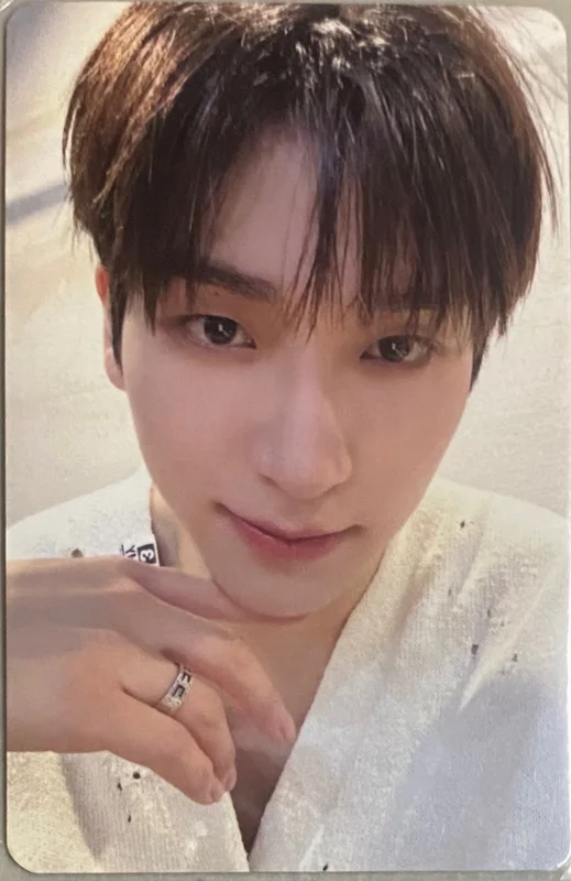 THE BOYZ WORLD TOUR : ZENERATION II Trading Card