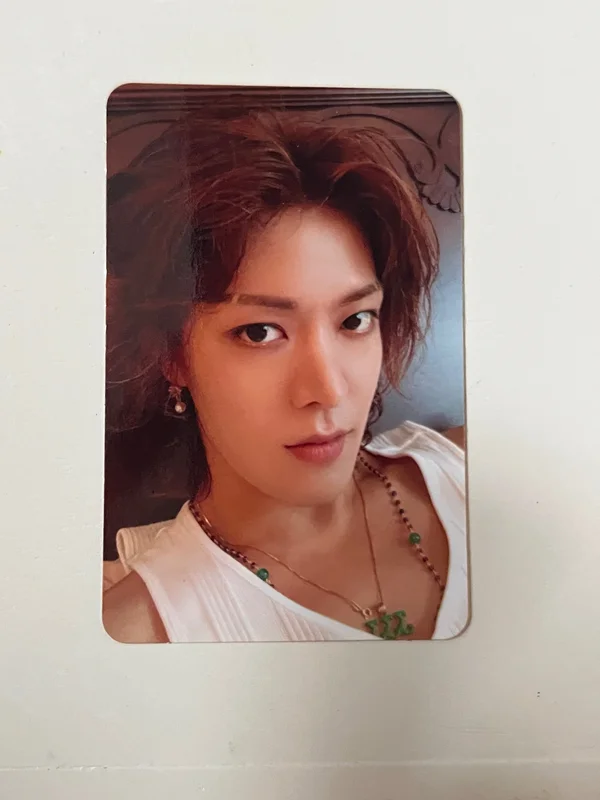 2 Baddies Photobook Ver. 2 Baddies Ver.