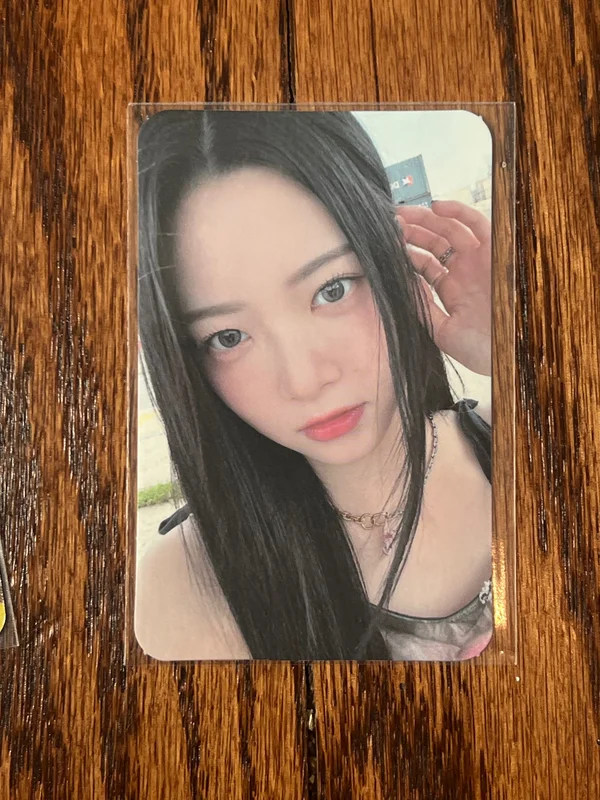 ANTIFRAGILE Weverse Albums Ver.