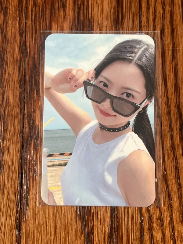 ANTIFRAGILE Weverse Albums Ver.