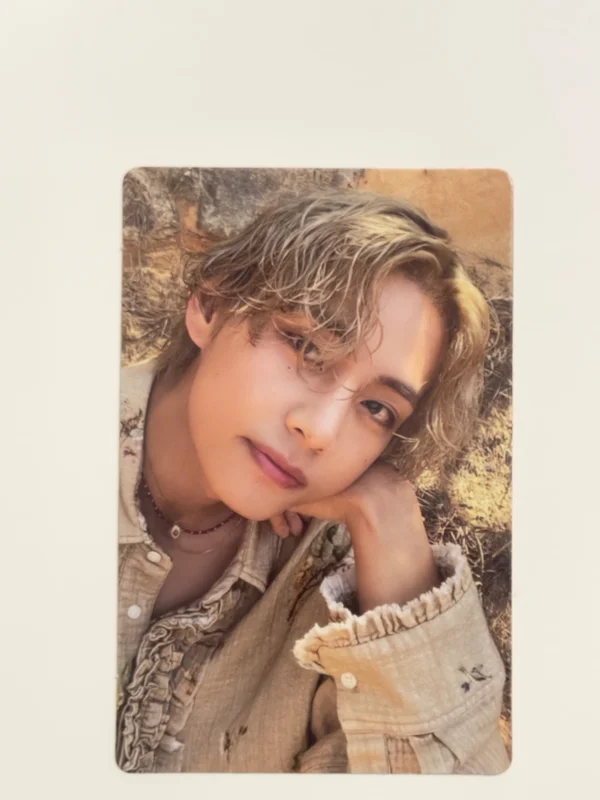 Layover Taehyung album photocard