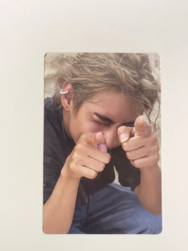 Layover Taehyung album photocard
