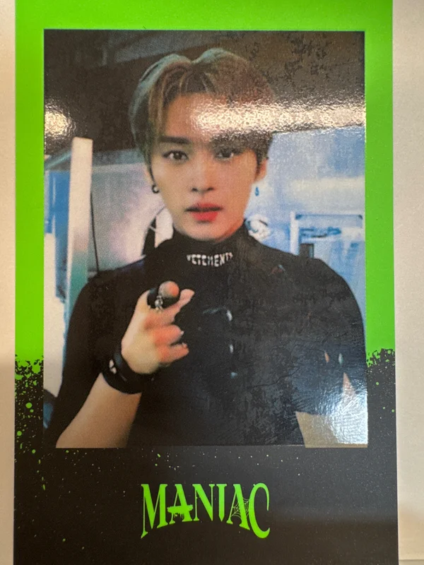 Stray Kids 2nd World Tour MANIAC in Seoul SKZ MERCH PRE-ORDER SPECIAL GIFT