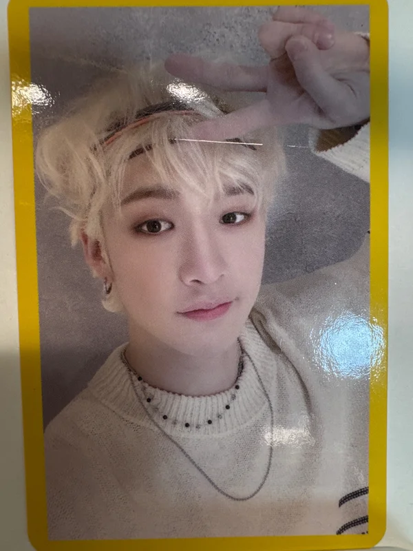 Straykids yellow wood チャンビン トレカ Template: Clé 2: Yellow Wood🗝