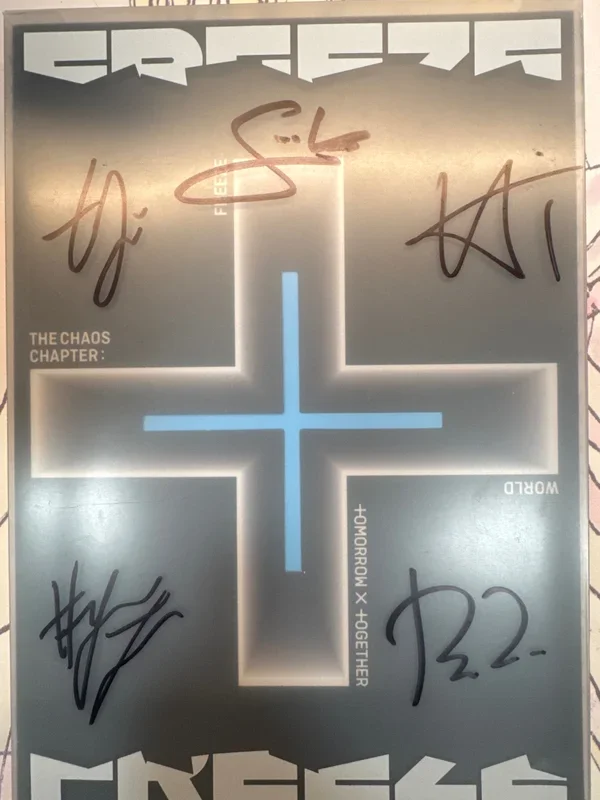 SIGNED ALBUM The Chaos Chapter: FREEZE LAZADA