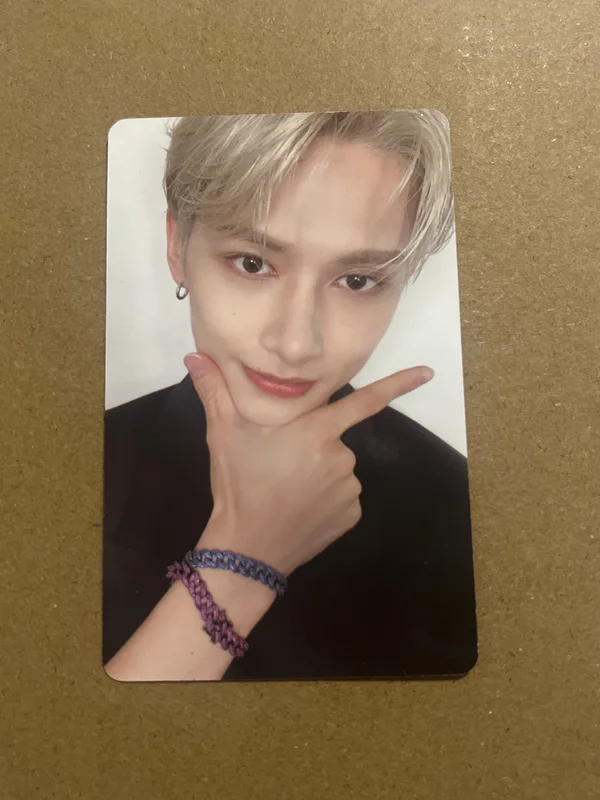 2022 SVT PHOTOBOOK THE NAME;17