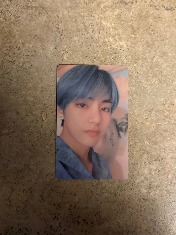 MAP OF THE SOUL: PERSONA V