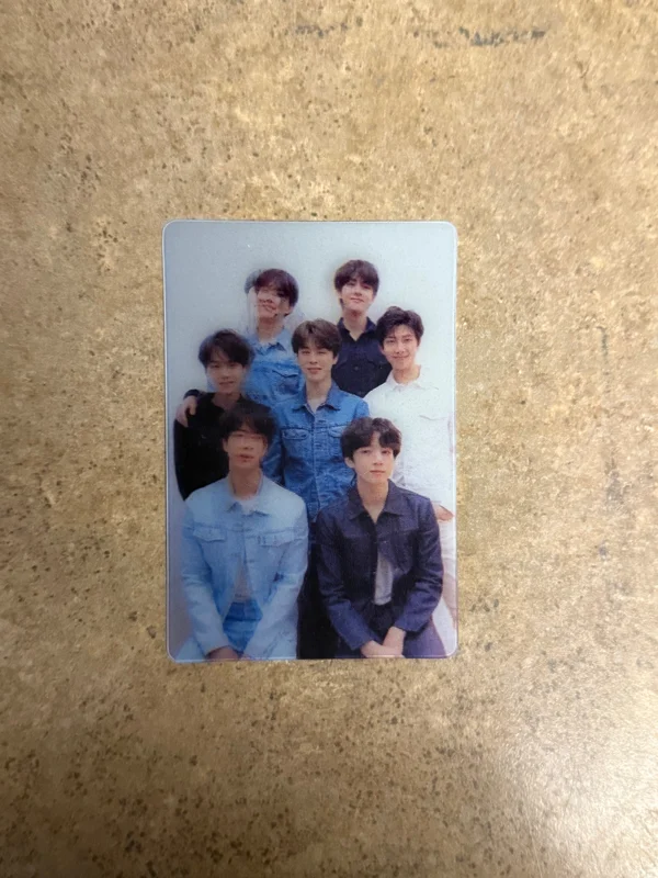 LOVE YOURSELF: tear lenticular