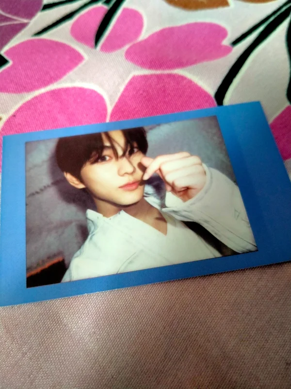 ROMANCE : UNTOLD -daydream- Weverse Albums ver.