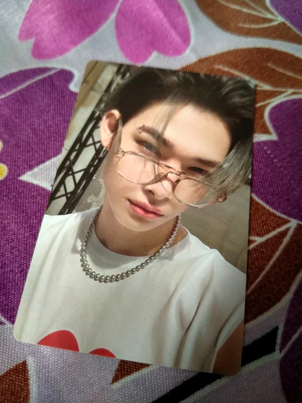 ROMANCE : UNTOLD Weverse Albums Ver.