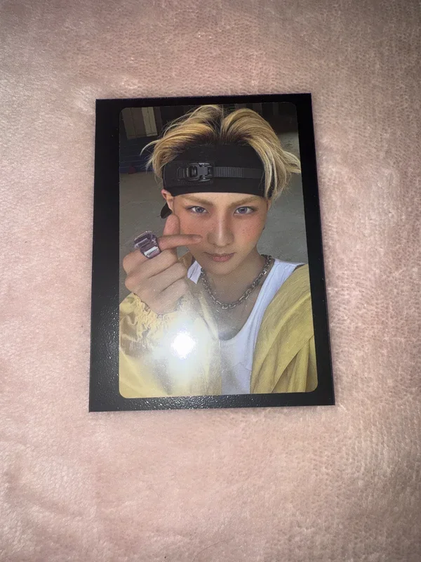 DESIRE : UNLEASH YouTube Shopping Tag