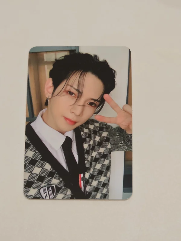 ZERO : FEVER EPILOGUE MAKESTAR