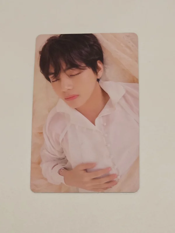 LOVE YOURSELF 'Tear'