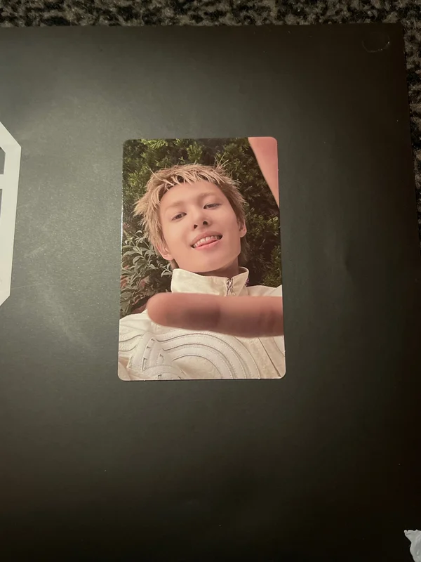 COLOR OUTSIDE THE LINES General Market Exclusive