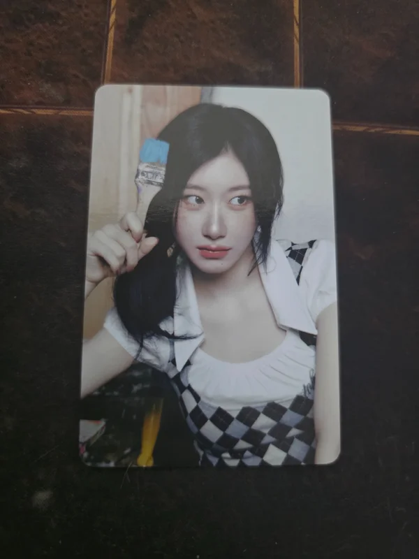 ITZY The 4th Fan Meeting 있지 믿지, 날자! ON AIR TRADING CARD