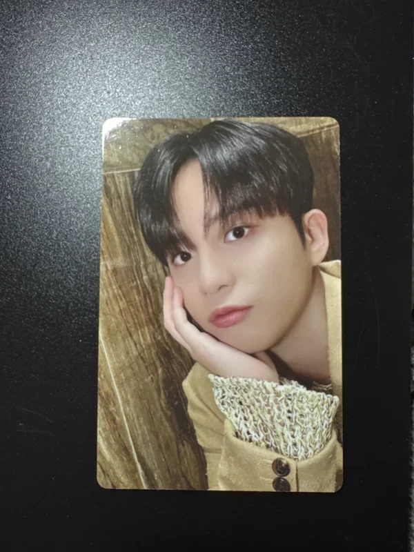 GOLDEN HOUR : Part.1 BLUE HOUR VER.