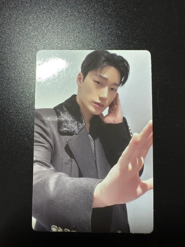 GOLDEN HOUR : Part.1 US Exclusive