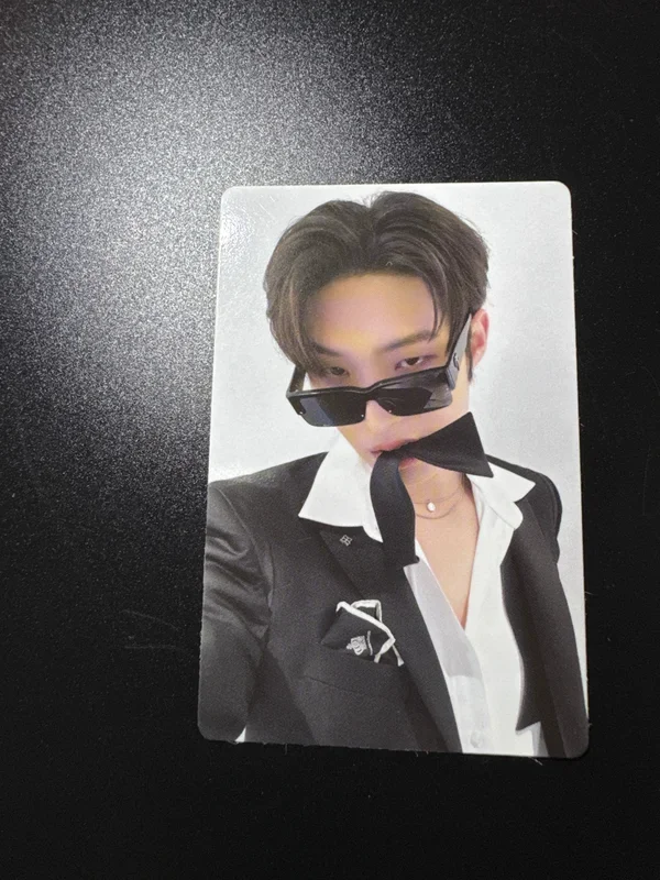 GOLDEN HOUR : Part.1 Target Exclusive