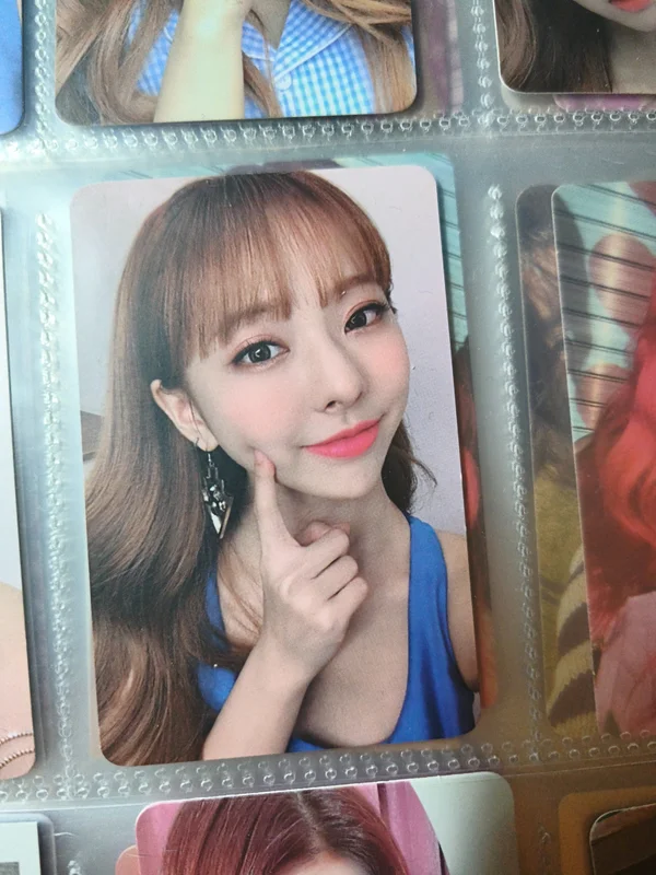 2020 LOONA SEASON'S GREETINGS