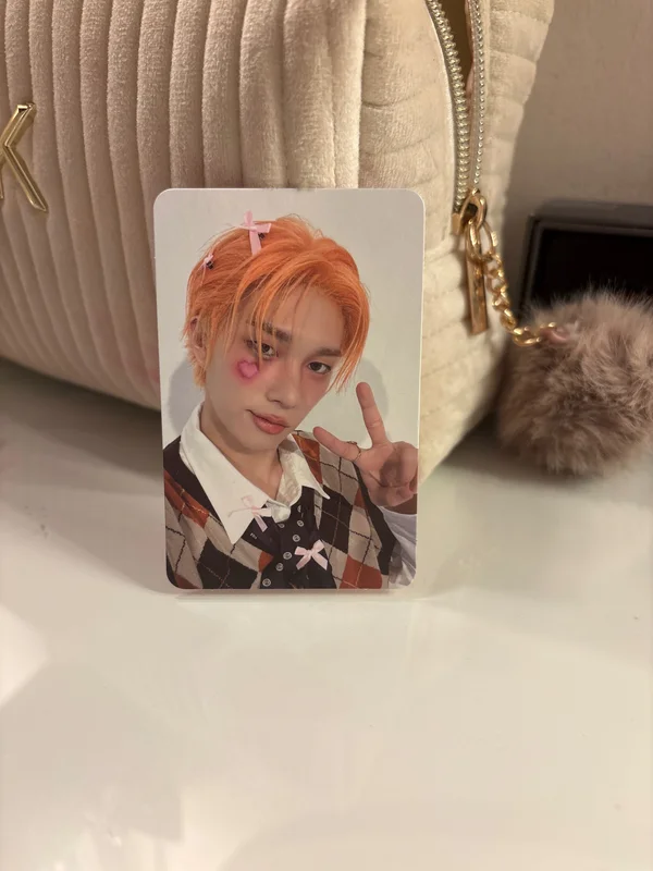 EX hello82 Exclusive