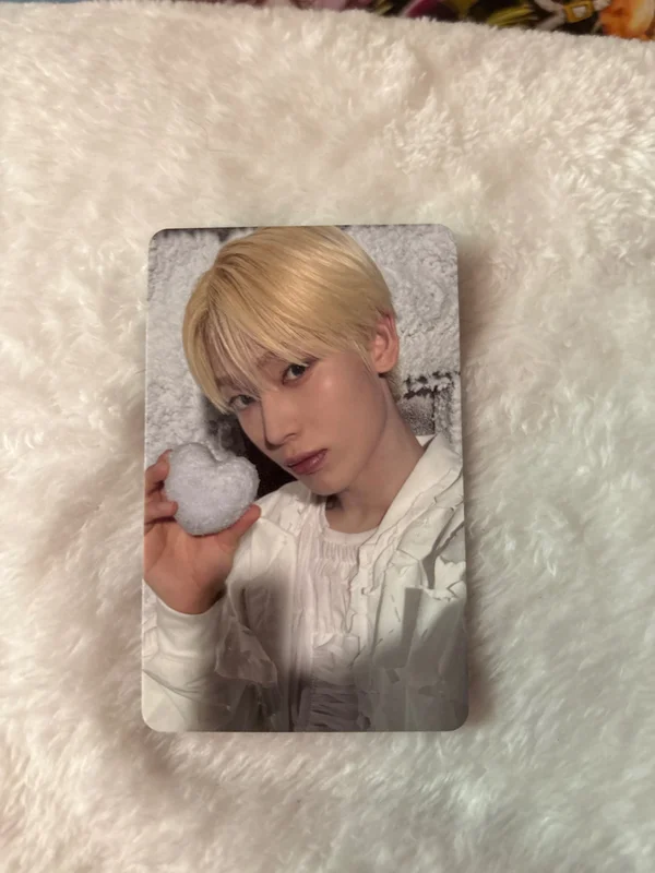ROMANCE : UNTOLD -daydream- WHITE MIDNIGHT Ver.