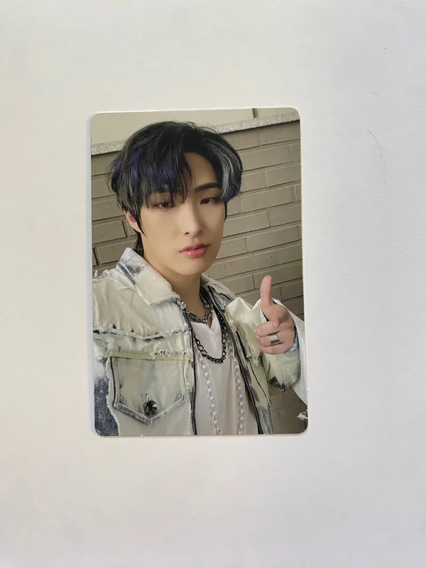 THE WORLD EP.1 : MOVEMENT DIARY VER.