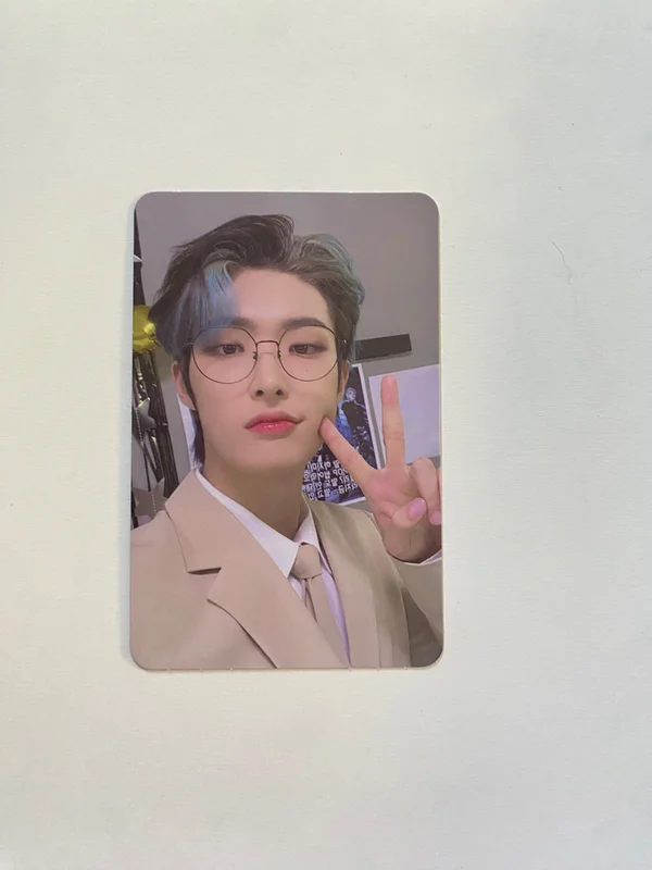 THE WORLD EP.1 : MOVEMENT SYNNARA RECORD