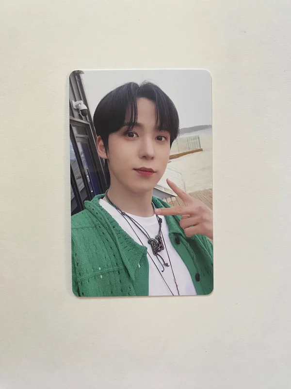 ATEEZ 2023 SUMMER PHOTOBOOK