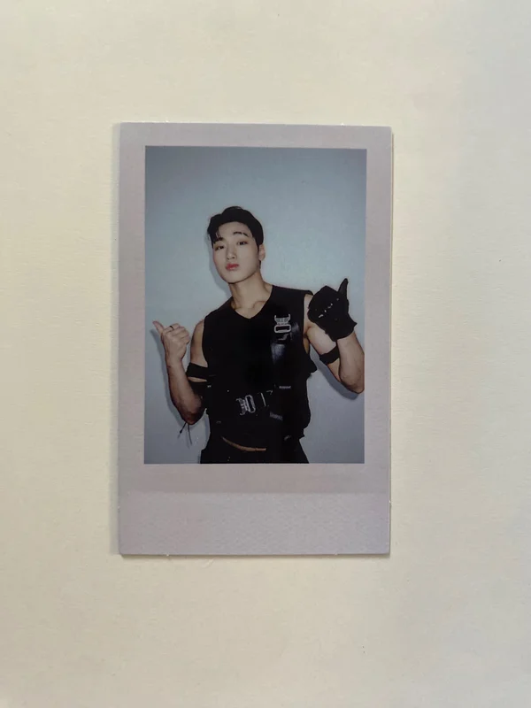 ATEEZ WORLD TOUR [THE FELLOWSHIP : BREAK THE WALL] IN SEOUL PHOTO SET
