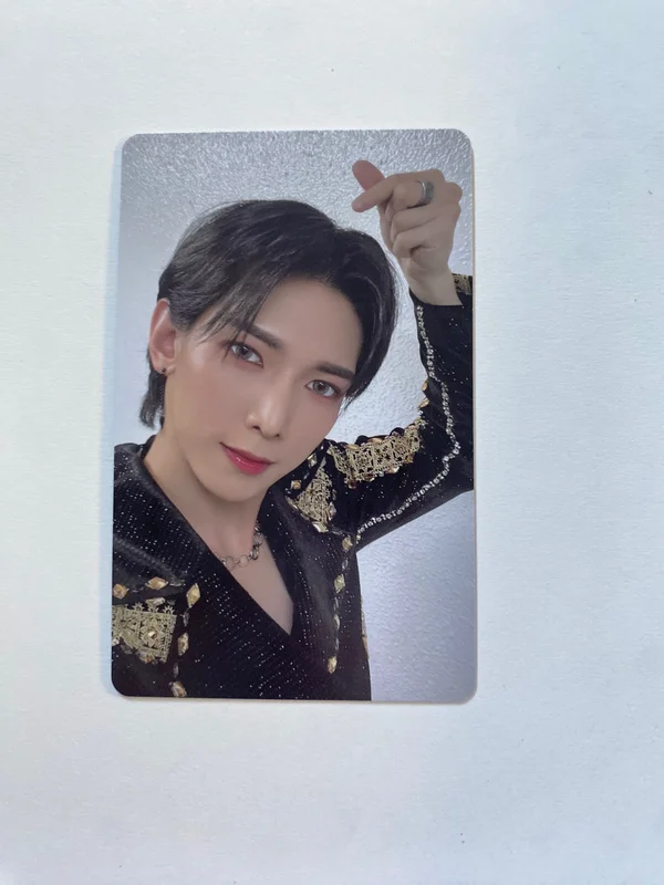 ATEEZ WORLD TOUR [THE FELLOWSHIP : BREAK THE WALL] IN SEOUL DVD