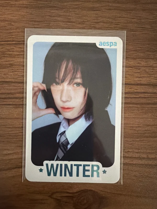 MY WORLD TRADING CARD SET C