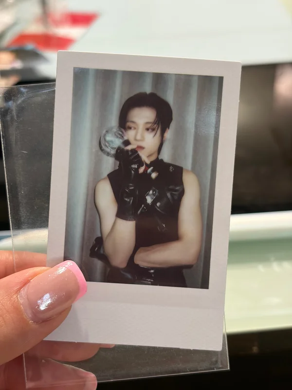 ATEEZ WORLD TOUR [THE FELLOWSHIP : BREAK THE WALL] ANCHOR IN SEOUL PHOTO SET
